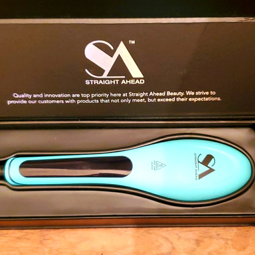 Straight Ahead Straightener Ceramic Brush